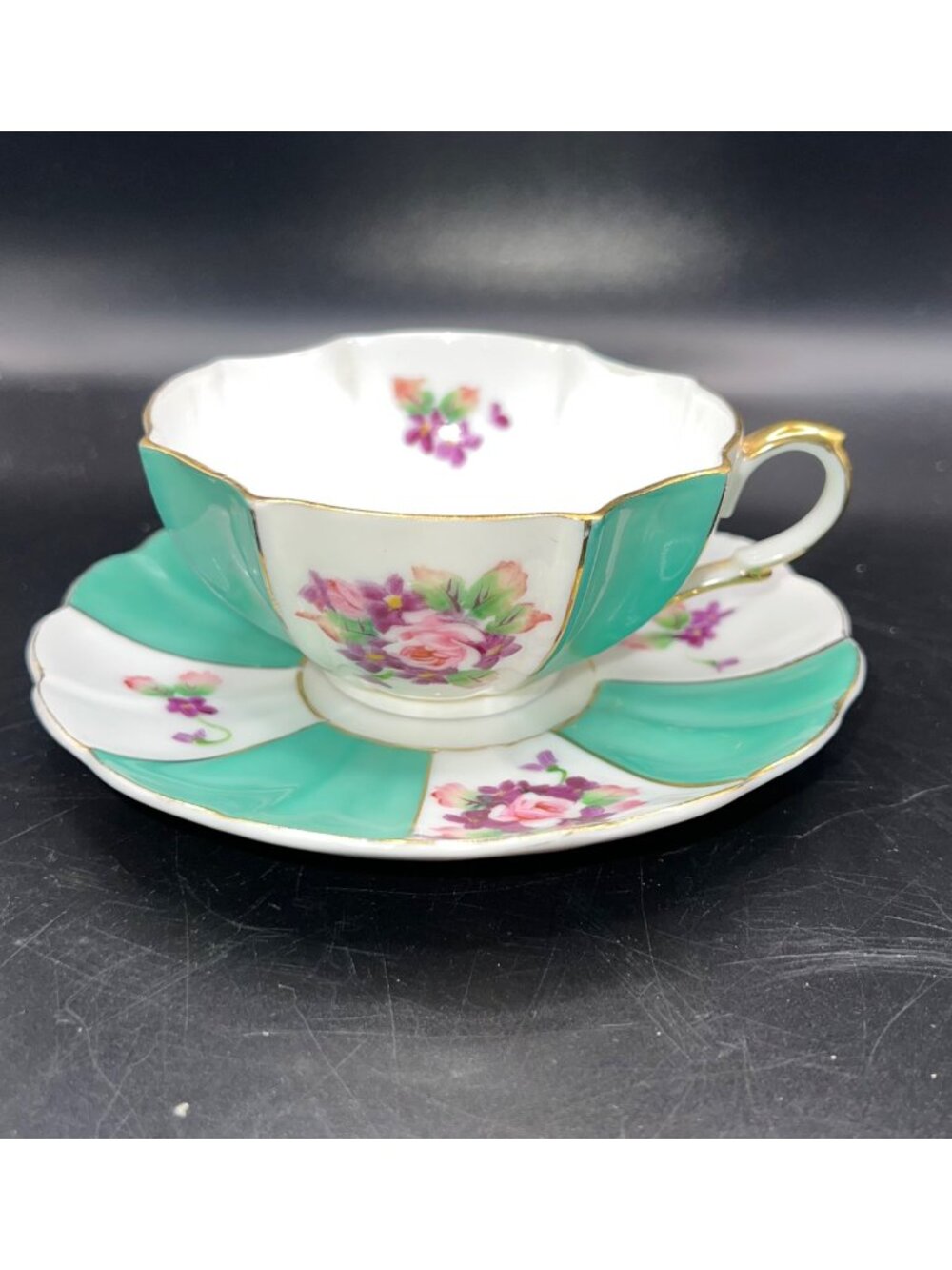 Handpainted Scalloped Tea Cup/Saucer Floral Gold Green White Japan VTG Porcelain